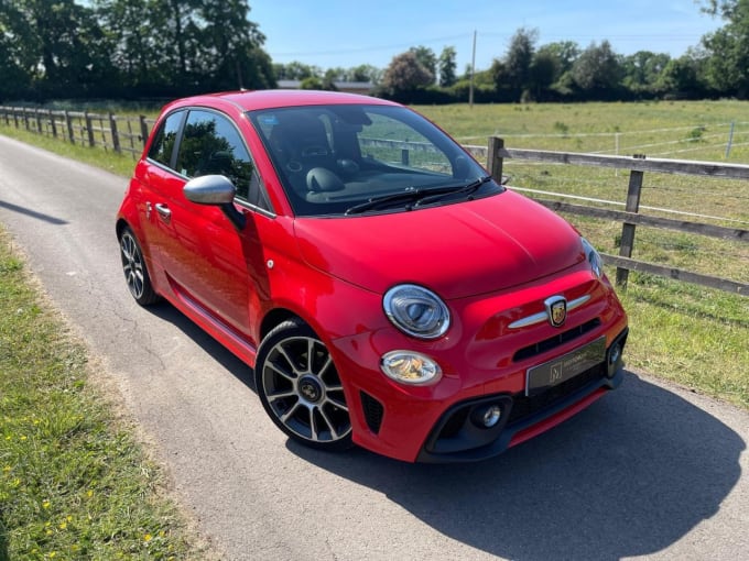 2025 Abarth 595