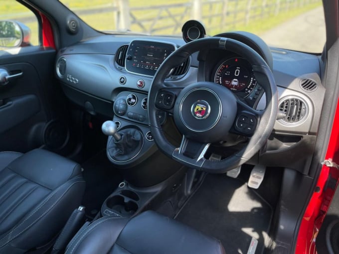 2025 Abarth 595