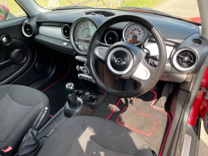 2025 Mini Hatch