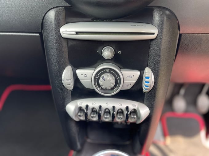 2025 Mini Hatch