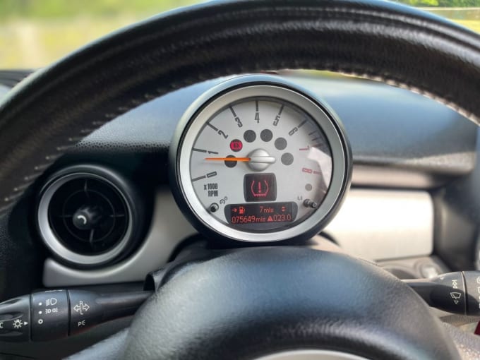 2025 Mini Hatch