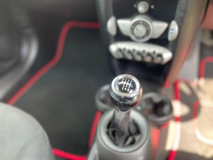 2025 Mini Hatch