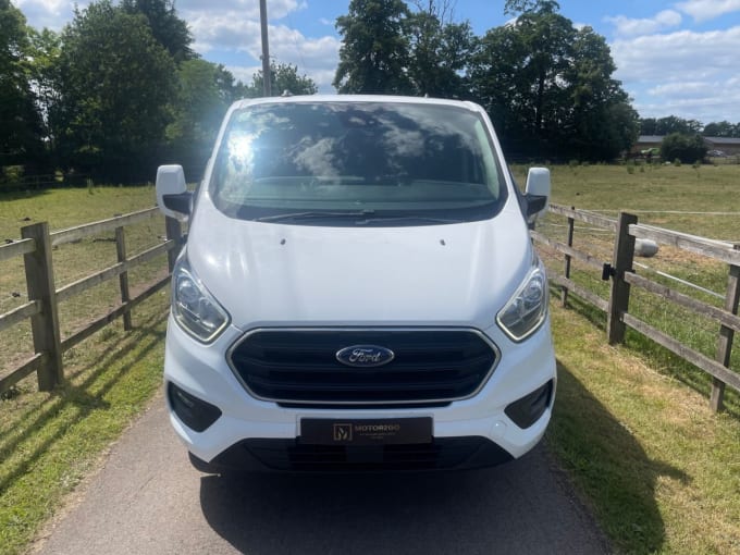 2025 Ford Transit Custom
