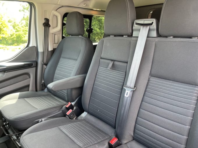 2025 Ford Transit Custom