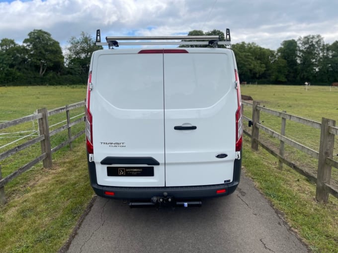 2025 Ford Transit Custom