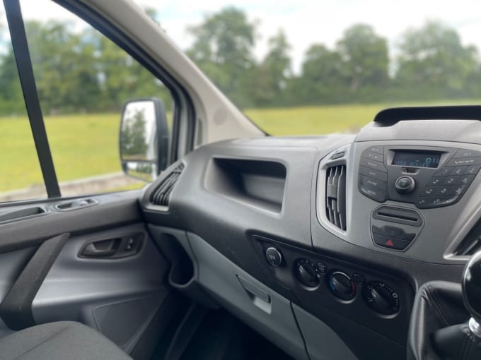 2025 Ford Transit Custom