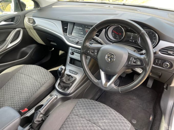 2025 Vauxhall Astra