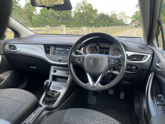 2025 Vauxhall Astra