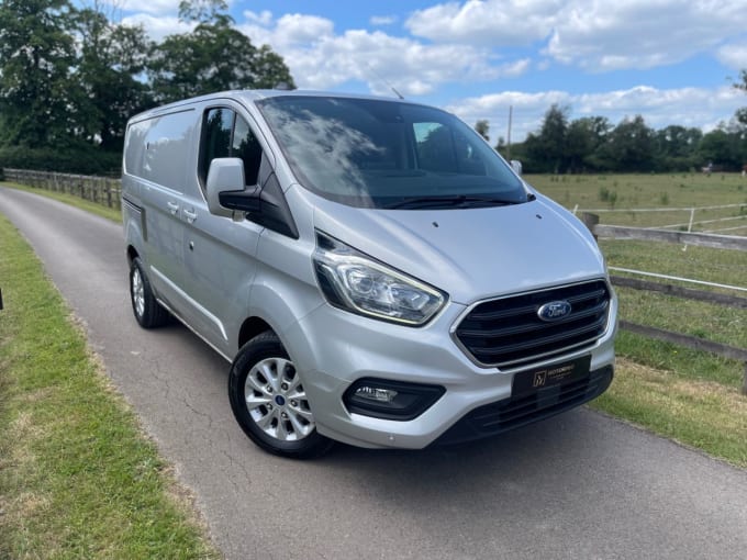 2025 Ford Transit Custom