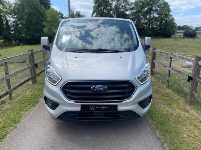 2025 Ford Transit Custom