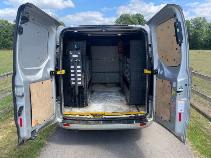 2025 Ford Transit Custom
