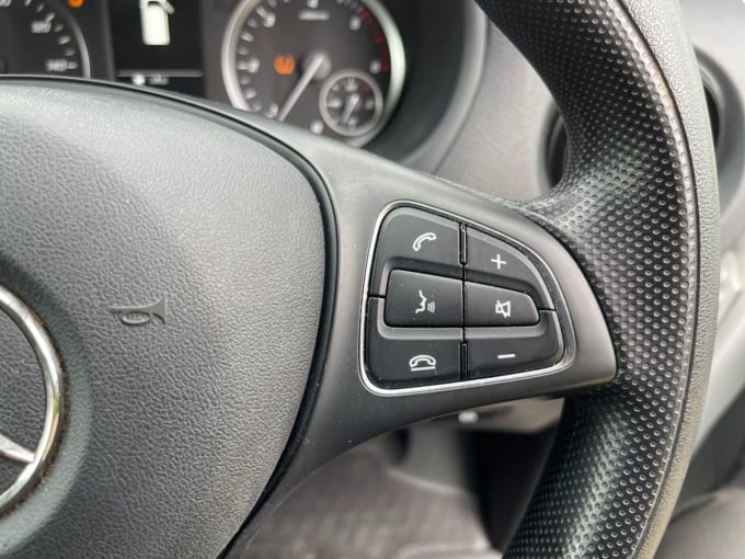 2025 Mercedes-benz Vito