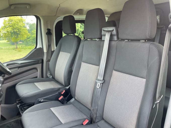 2025 Ford Transit Custom