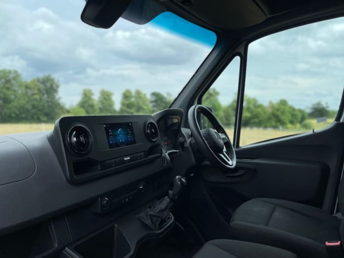 2025 Mercedes-benz Sprinter
