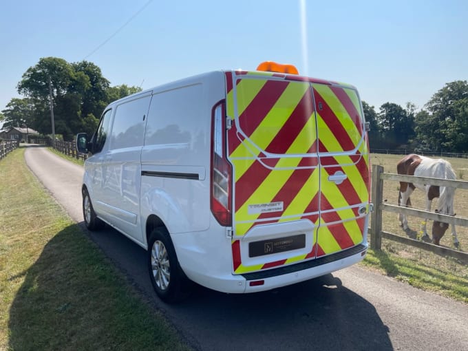 2025 Ford Transit Custom