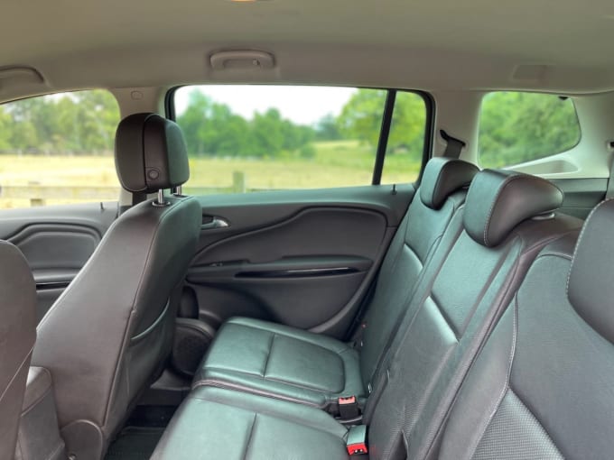 2025 Vauxhall Zafira Tourer