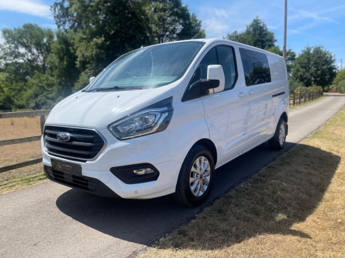2025 Ford Transit Custom