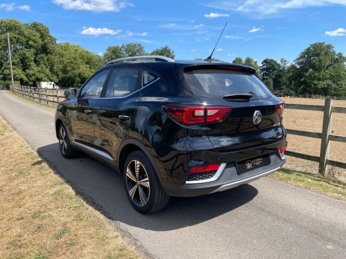 2025 Mg Mg Zs
