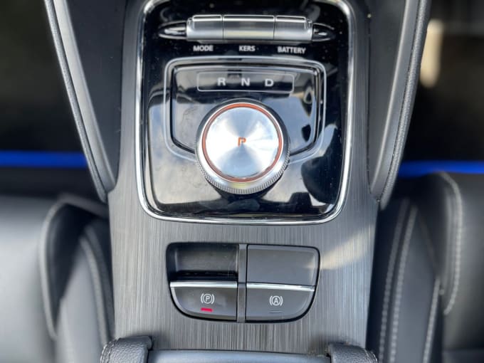 2025 Mg Mg Zs