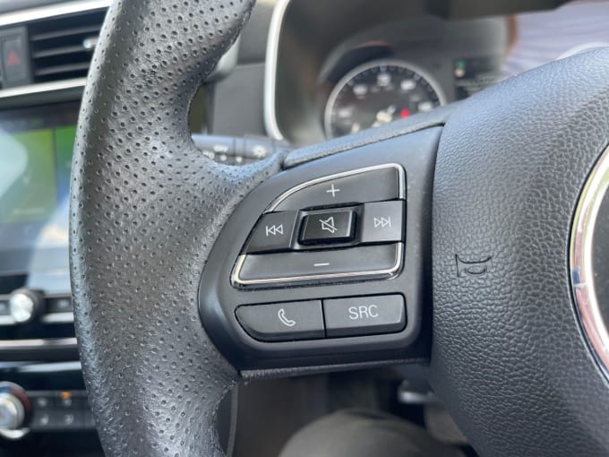 2025 Mg Mg Zs