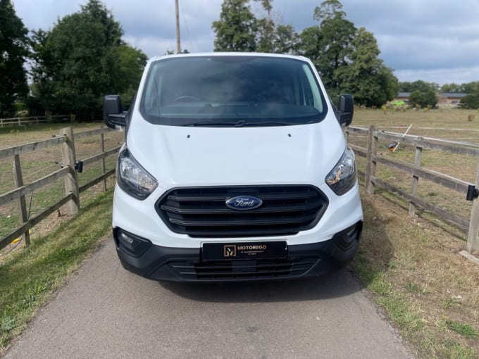 2025 Ford Transit Custom