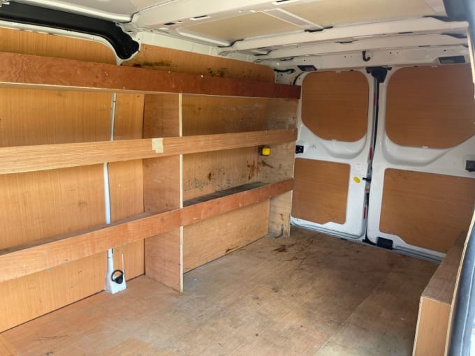 2025 Ford Transit Custom