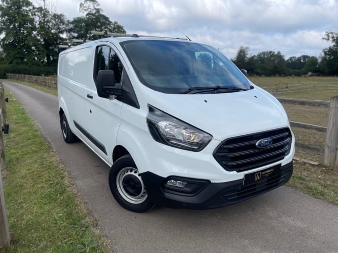 2025 Ford Transit Custom
