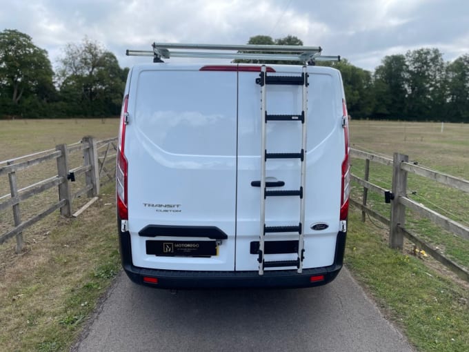 2025 Ford Transit Custom