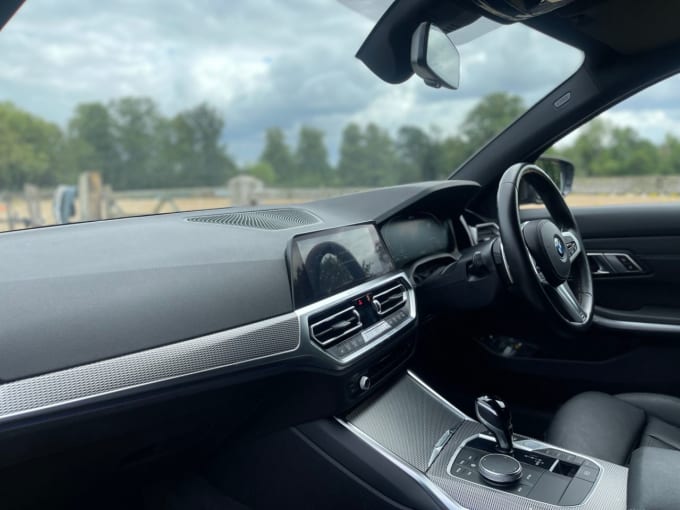 2025 BMW 3 Series