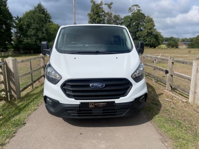 2025 Ford Transit Custom