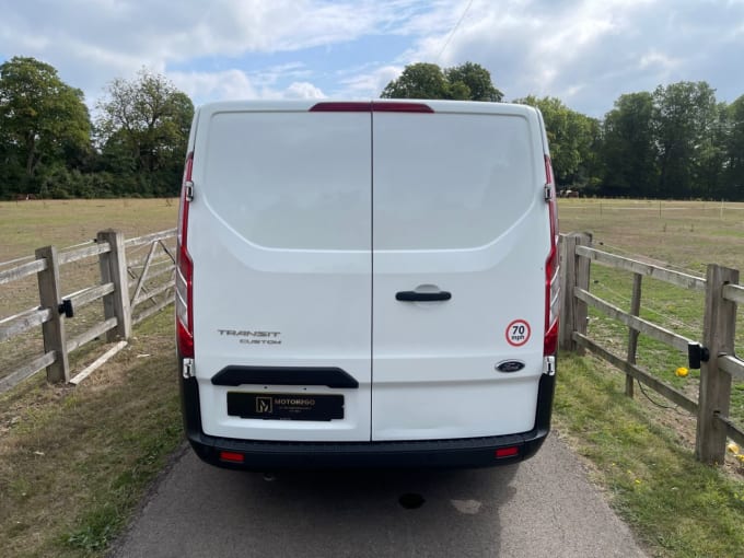 2025 Ford Transit Custom