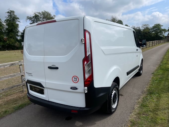 2025 Ford Transit Custom