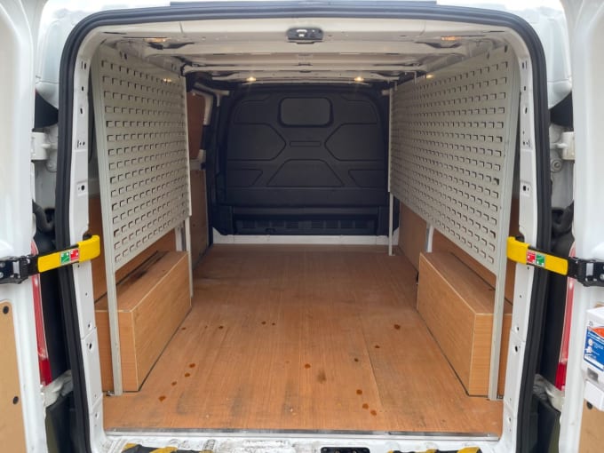 2025 Ford Transit Custom