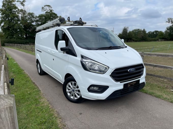 2025 Ford Transit Custom