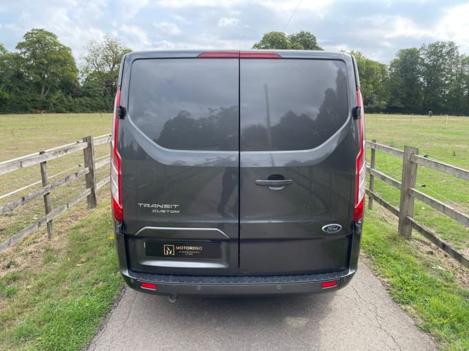 2025 Ford Transit Custom