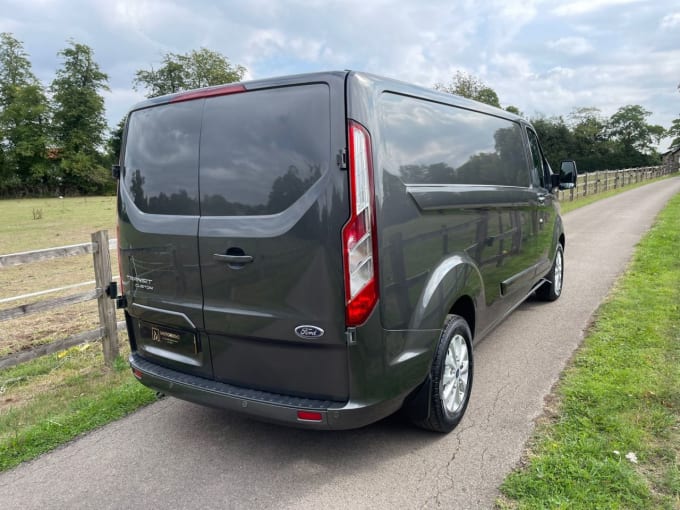 2025 Ford Transit Custom