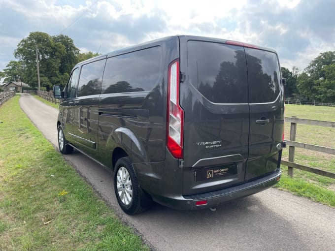 2025 Ford Transit Custom