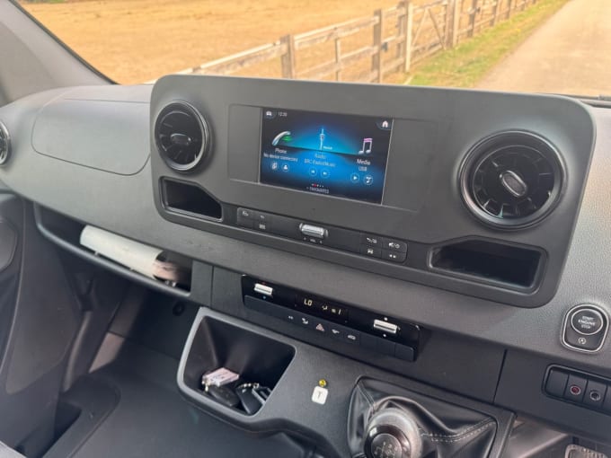 2025 Mercedes-benz Sprinter