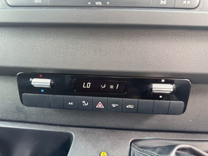 2025 Mercedes-benz Sprinter