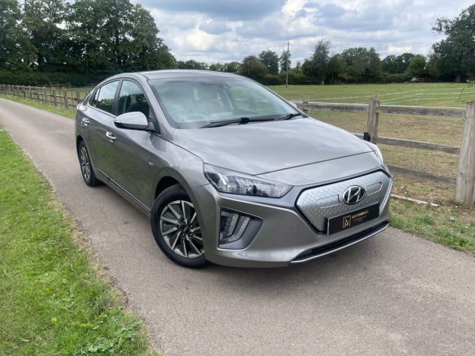 2025 Hyundai Ioniq