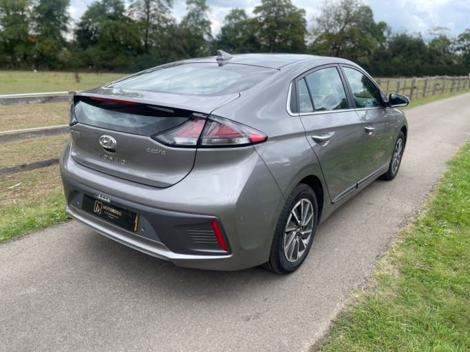 2025 Hyundai Ioniq