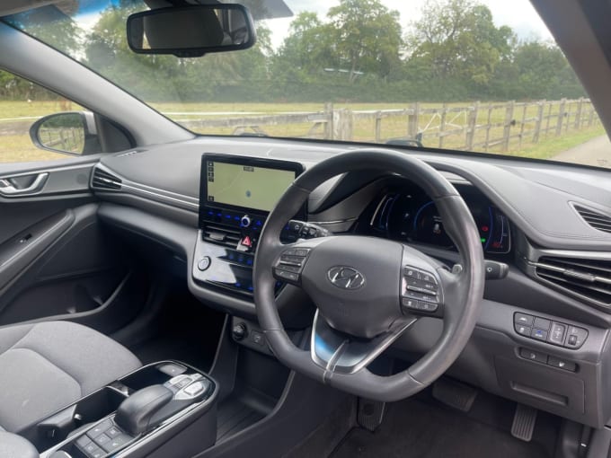 2025 Hyundai Ioniq