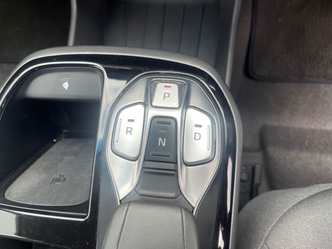 2025 Hyundai Ioniq