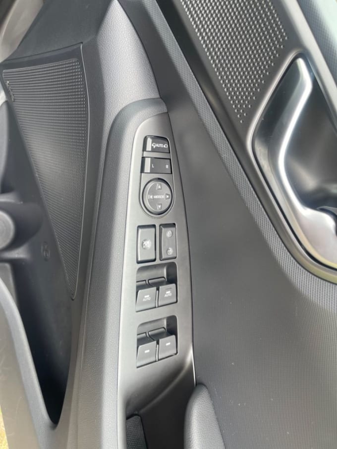2025 Hyundai Ioniq
