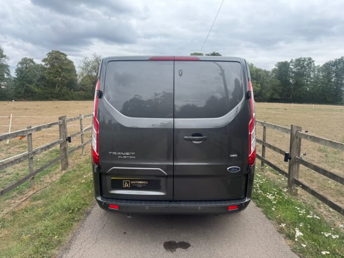 2022 Ford Transit Custom