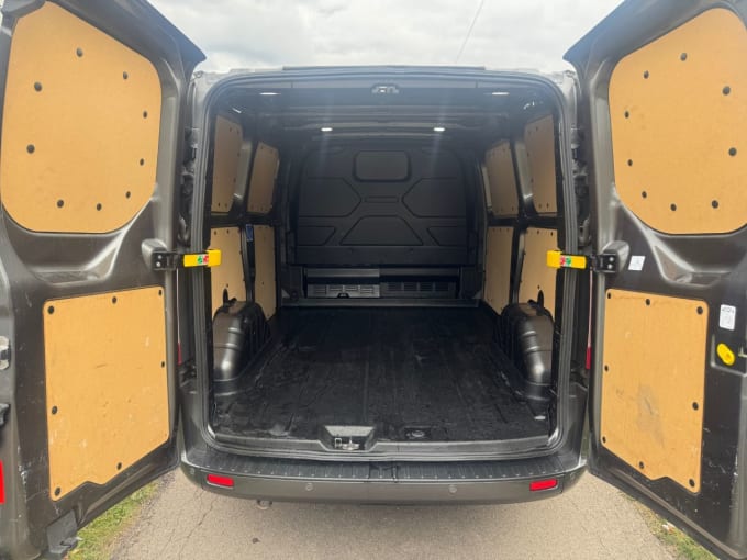 2022 Ford Transit Custom