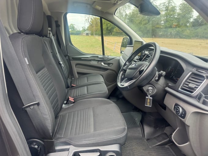 2022 Ford Transit Custom