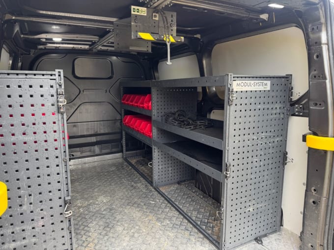 2025 Ford Transit Custom