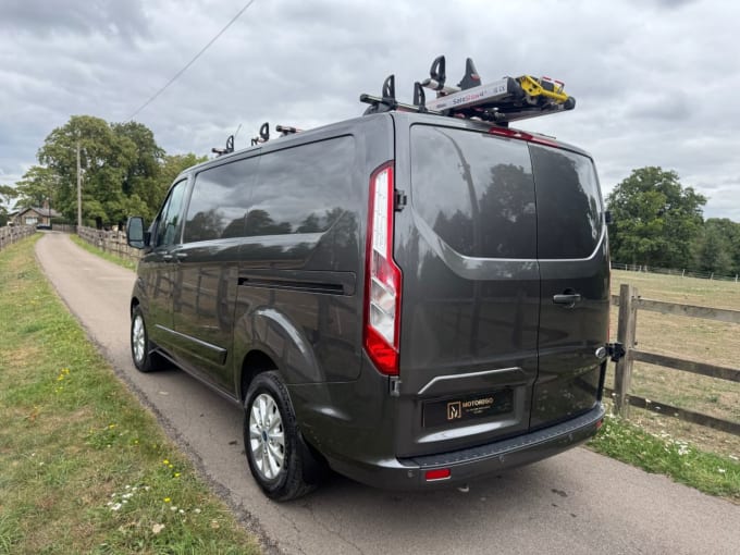 2025 Ford Transit Custom