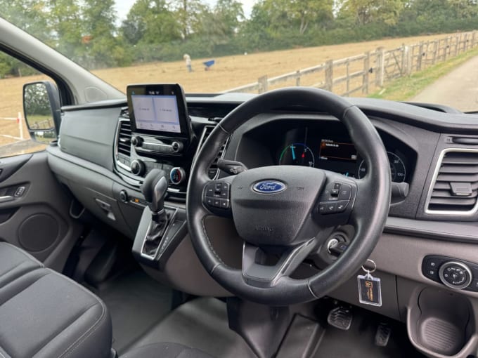2025 Ford Transit Custom